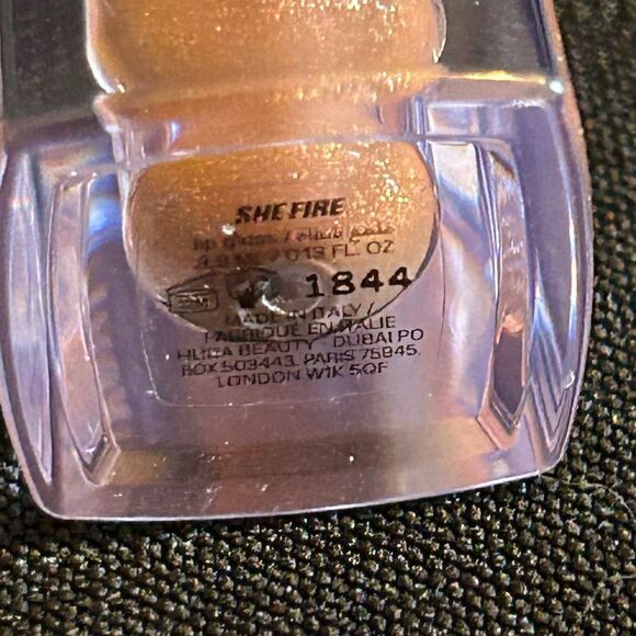 🌻 HUDA She Fire Lipgloss New FullSz - Picture 3 of 5
